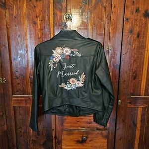 Davids Bridal JUST MARRIED Floral Embroidered Black Women's Jacket